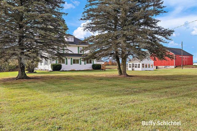 Builiding view three for 20017 7 Mile, Reed City, MI. 49677