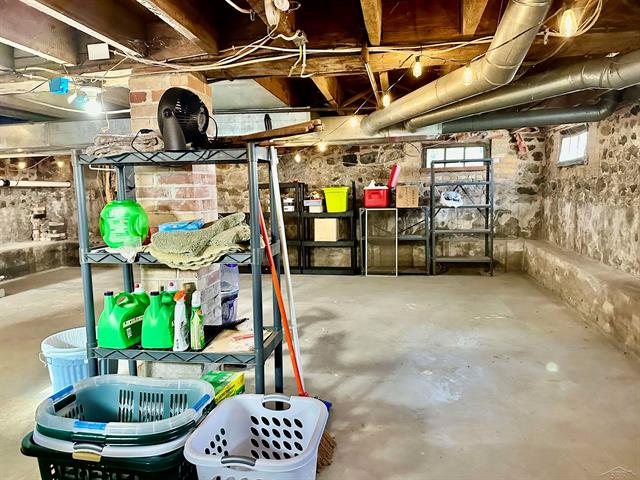 Builiding view thirty two for 5821 Dixon, Vassar, MI. 48768