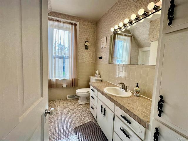 Builiding view twenty two for 5821 Dixon, Vassar, MI. 48768