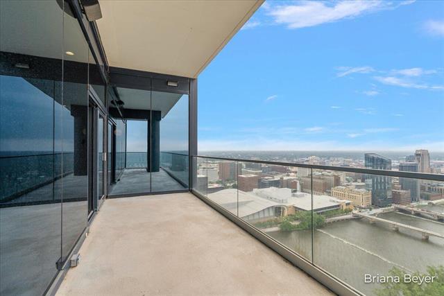 Builiding view fifty one for 335 Bridge, Grand Rapids, MI. 49504