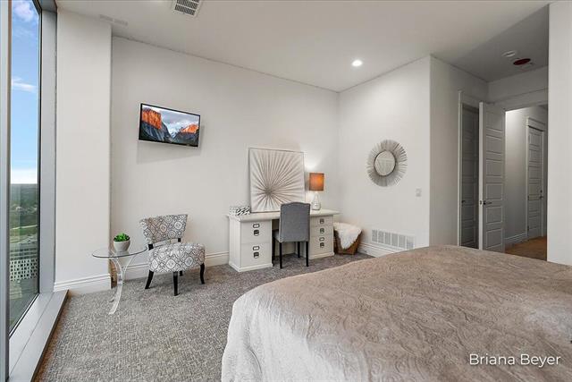 Builiding view forty four for 335 Bridge, Grand Rapids, MI. 49504