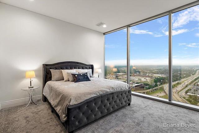 Builiding view forty three for 335 Bridge, Grand Rapids, MI. 49504