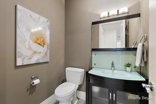 Builiding view forty for 335 Bridge, Grand Rapids, MI. 49504