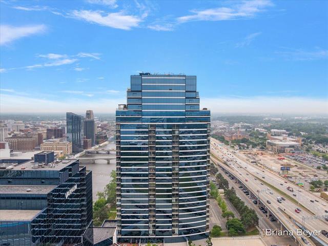 Builiding view sixty one for 335 Bridge, Grand Rapids, MI. 49504