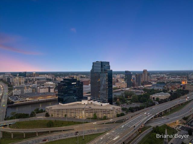 Builiding view sixty six for 335 Bridge, Grand Rapids, MI. 49504