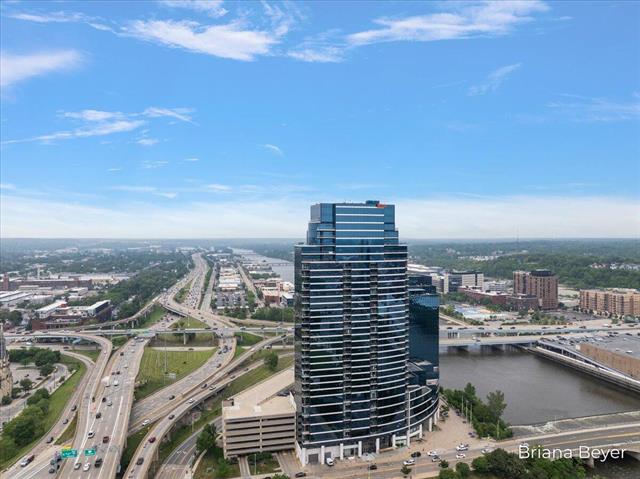 Builiding view sixty three for 335 Bridge, Grand Rapids, MI. 49504