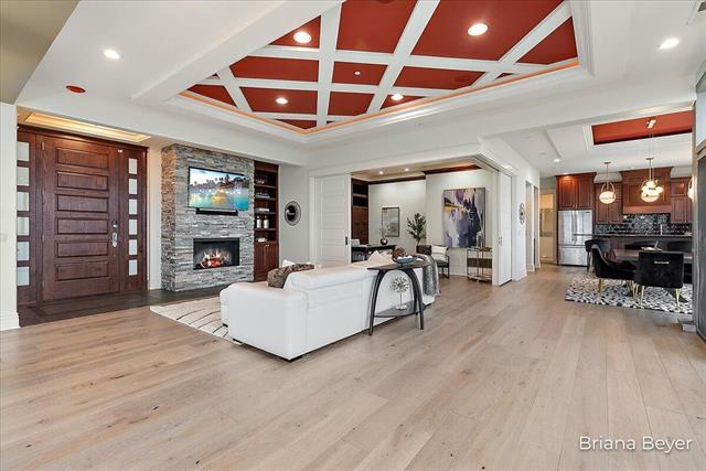 Builiding view ten for 335 Bridge, Grand Rapids, MI. 49504