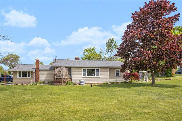 front view for 1423 E Michigan Avenue, Battle Creek, Mi. 49014