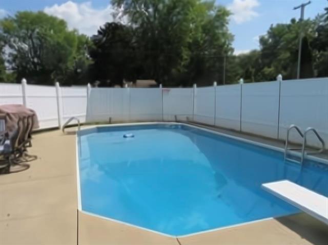 Builiding view seventeen for 3165 Amelia, Flushing, MI. 48433