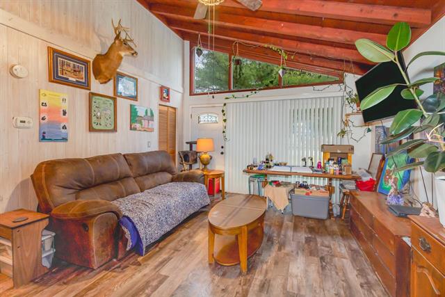 Builiding view two for 3165 Amelia, Flushing, MI. 48433