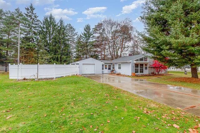 front view for 3165 Amelia Avenue, Flushing, Mi. 48433