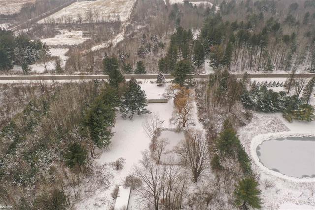 Builiding view twenty eight for 4875 Sheridan, Millington, MI. 48746