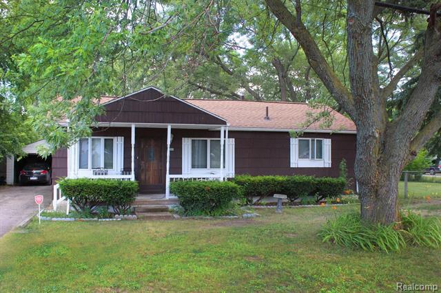 front view for 4303 Columbine Avenue, Burton, Mi. 48529