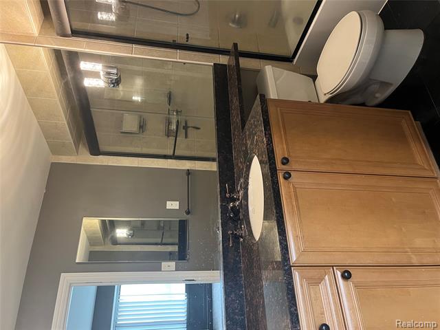 Builiding view nine for 300 Riverfront, Detroit, MI. 48226