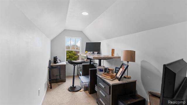 Builiding view twenty five for 225 Oak, Wyandotte, MI. 48192