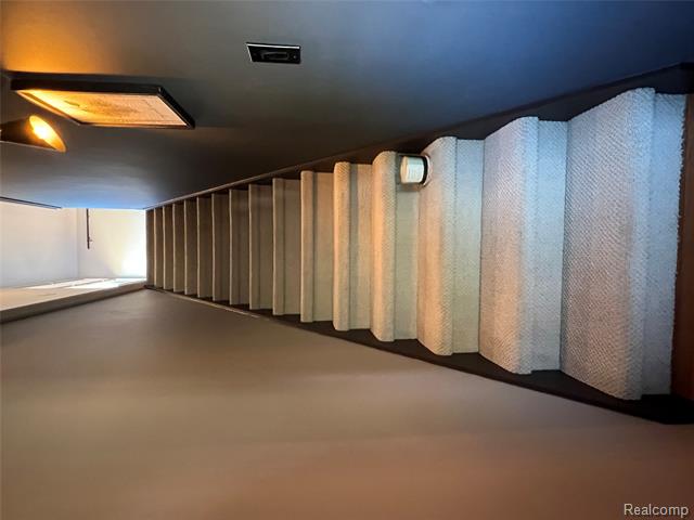 Builiding view twenty one for 225 Oak, Wyandotte, MI. 48192