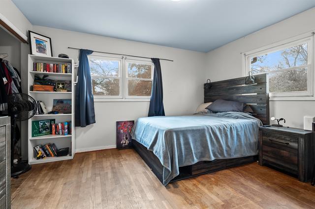 Builiding view thirteen for 16 Charles E, Battle Creek, MI. 49015