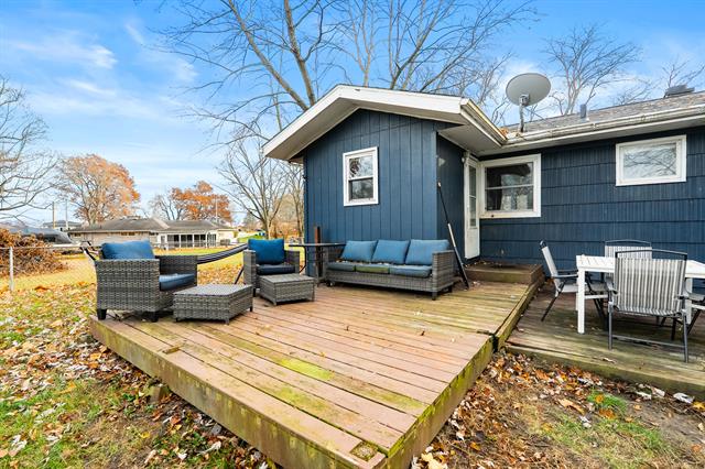 Builiding view thirty for 16 Charles E, Battle Creek, MI. 49015