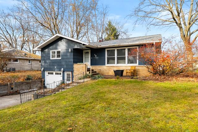 Builiding view twenty five for 16 Charles E, Battle Creek, MI. 49015