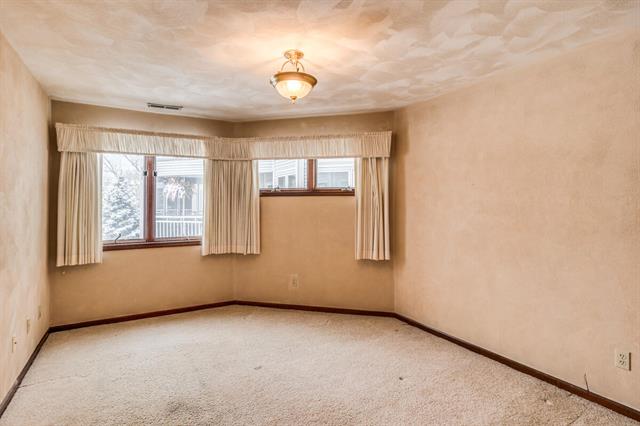 Builiding view nine for 355 Columbia, Battle Creek, MI. 49015