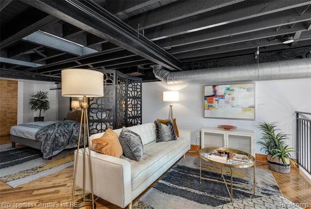 Builiding view twenty six for 2003 Brooklyn, Detroit, MI. 48226