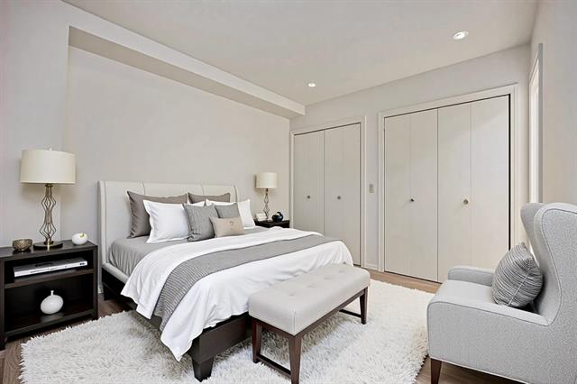 Builiding view eighteen for 471 South, Kalamazoo, MI. 49007