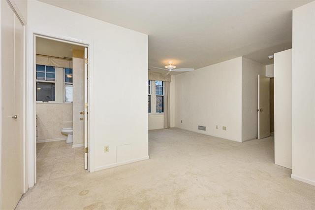 Builiding view seventeen for 471 South, Kalamazoo, MI. 49007