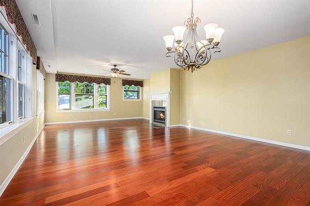 Builiding view six for 471 South, Kalamazoo, MI. 49007