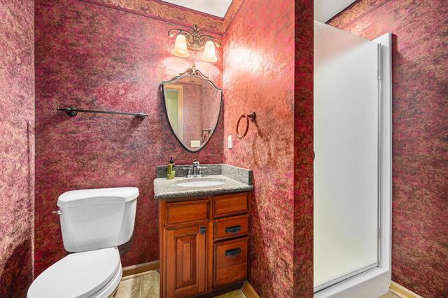 Builiding view twenty five for 471 South, Kalamazoo, MI. 49007