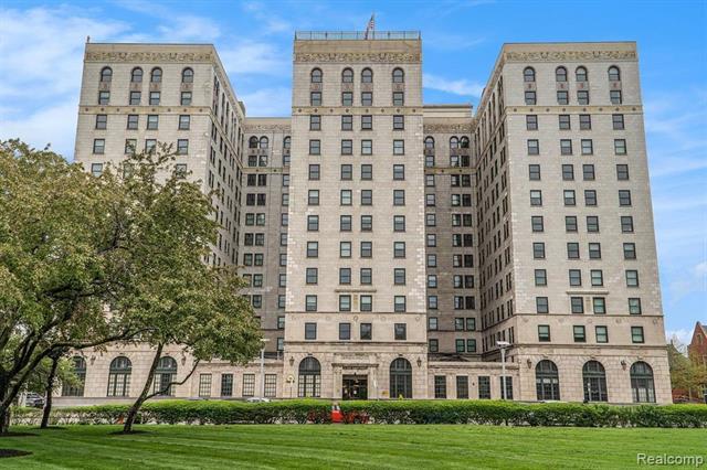 Builiding view one for 15 Kirby, Detroit, MI. 48202