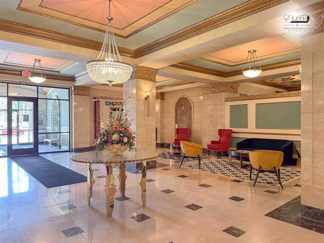 Builiding view six for 15 Kirby, Detroit, MI. 48202