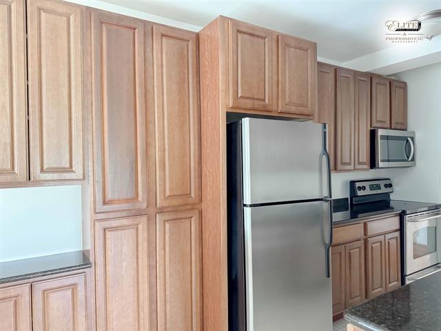 Builiding view twenty five for 15 Kirby, Detroit, MI. 48202