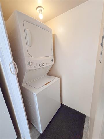 Builiding view eight for 34231 Garfield, Fraser, MI. 48026