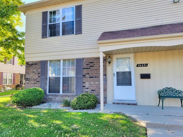 front view for 34231 Garfield, Fraser, Mi. 48026