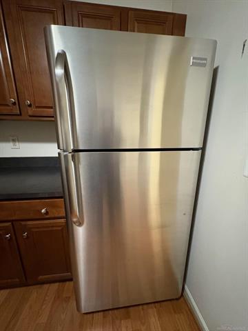 Builiding view ten for 404 Sunset, Saint Clair Shores, MI. 48082