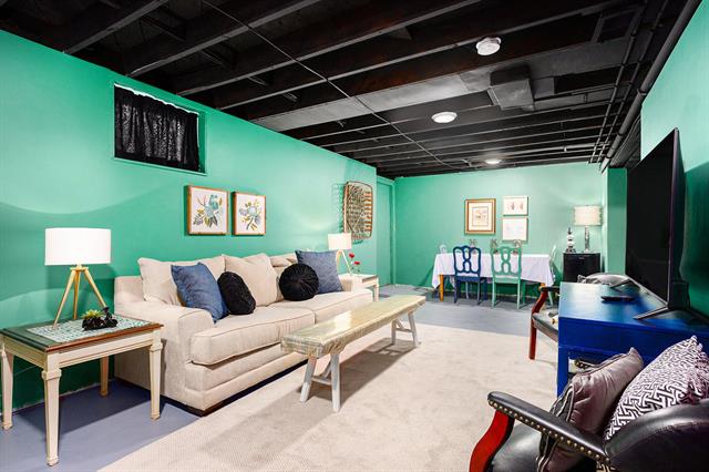 Builiding view twenty two for 2631 Halbert, Battle Creek, MI. 49017