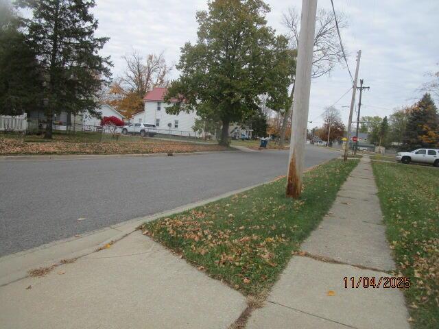 Builiding view twenty one for 150 Washington St, Bronson, MI. 49028