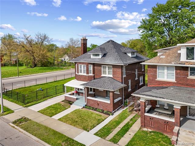 Builiding view two for 1066 Grand, Detroit, MI. 48207
