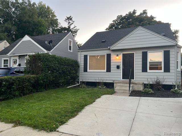 Builiding view three for 1420 S Campbell, Royal Oak, MI. 48067