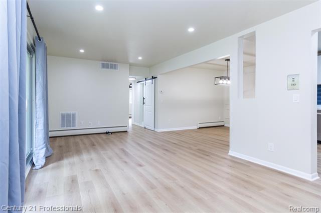 Builiding view five for 1233 Island, Ann Arbor, MI. 48105