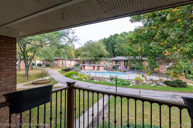 Builiding view thirteen for 1233 Island, Ann Arbor, MI. 48105