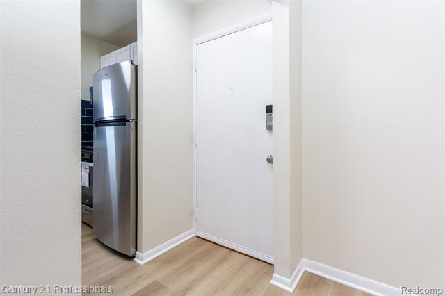 Builiding view three for 1233 Island, Ann Arbor, MI. 48105