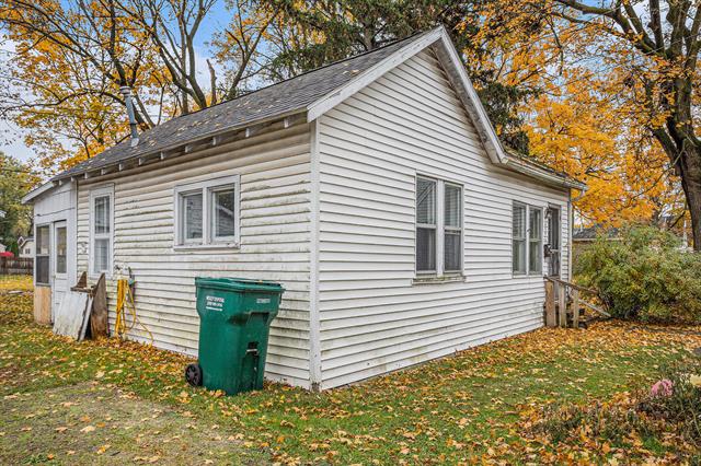 Builiding view fourteen for 609 Sturgis, Sturgis, MI. 49091