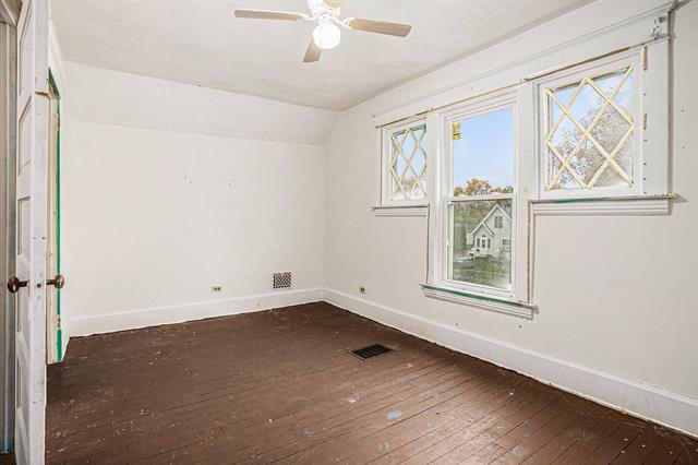 Builiding view ten for 609 Sturgis, Sturgis, MI. 49091