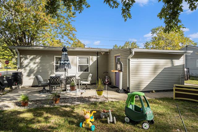 Builiding view fourteen for 1131 Frisbie, Battle Creek, MI. 49037