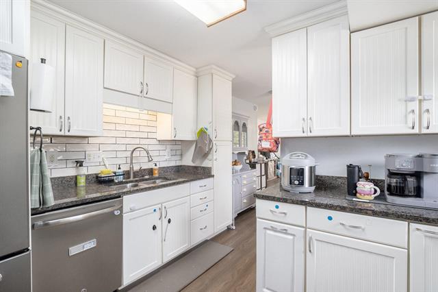 Builiding view seven for 1131 Frisbie, Battle Creek, MI. 49037