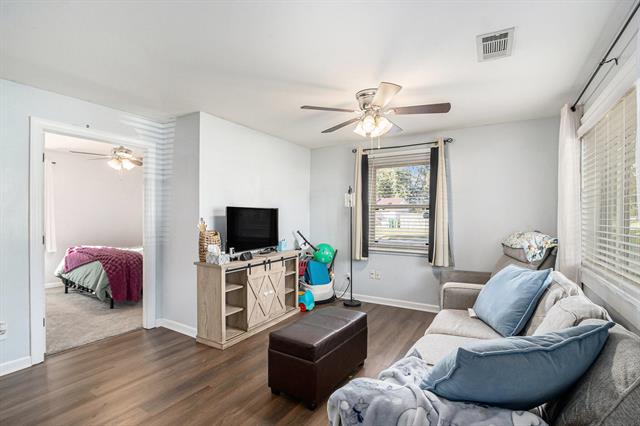 Builiding view three for 1131 Frisbie, Battle Creek, MI. 49037