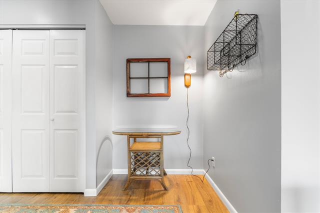 Builiding view five for 1235 Maple, Ann Arbor, MI. 48103