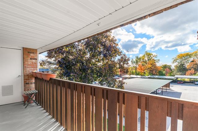 Builiding view nineteen for 1235 Maple, Ann Arbor, MI. 48103