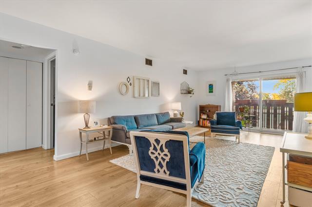 Builiding view six for 1235 Maple, Ann Arbor, MI. 48103